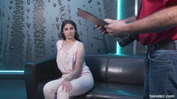 Pissing On This Pretty Pussy In Pink! Screencap 17 on sinx.preview.netperv.com