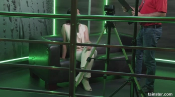 Pissing On This Pretty Pussy In Pink! Screencap 2 on sinx.preview.netperv.com