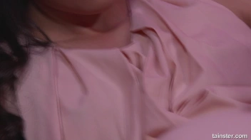 Pissing On This Pretty Pussy In Pink! Screencap 43 on sinx.preview.netperv.com