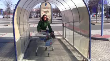 Shopping For A Blowjob Screencap 104 on sinx.preview.netperv.com