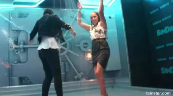 Sexy Shower Girls Screencap 3 on sinx.preview.netperv.com