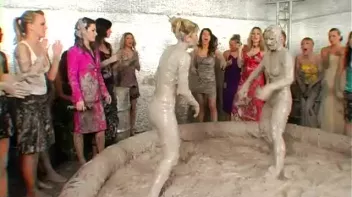 Crazy-Ass Messy Cat Fighting Vixens Screencap 43 on sinx.preview.netperv.com