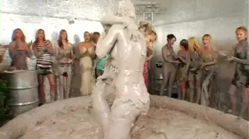 Crazy-Ass Messy Cat Fighting Vixens Screencap 78 on sinx.preview.netperv.com