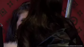 Love Swings and Fuck Machines Screencap 7 on sinx.preview.netperv.com