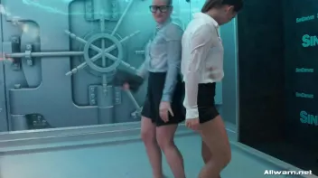 Bloused And Doused Screencap 1 on sinx.preview.netperv.com