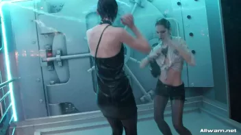 Bloused And Doused Screencap 32 on sinx.preview.netperv.com