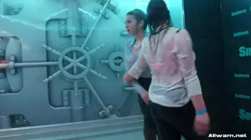 Bloused And Doused Screencap 57 on sinx.preview.netperv.com