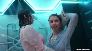 Bloused And Doused Screencap 61 on sinx.preview.netperv.com