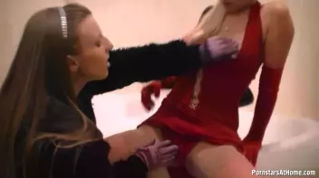 Fashionable Little Piss Lesbos Screencap 23 on sinx.preview.netperv.com