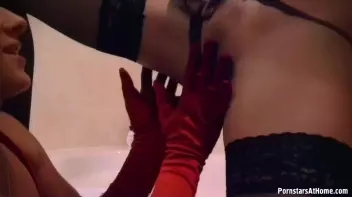 Fashionable Little Piss Lesbos Screencap 34 on sinx.preview.netperv.com