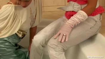 Fully Clothed Bath Buddies Screencap 59 on sinx.preview.netperv.com