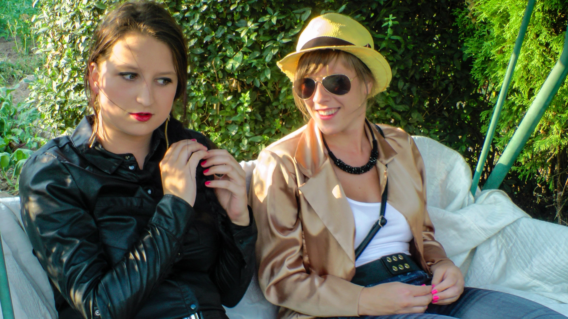 Full On Clothes Ripping And Catfighting For Babes on sinx.preview.netperv.com