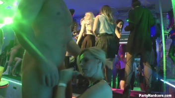 Party Hardcore Gone Crazy Vol. 32 Part 6 - Cam 1 Screencap 17 on sinx.preview.netperv.com