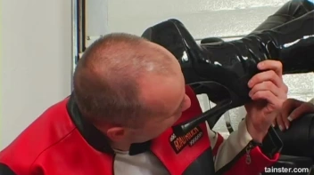 Biker Bitchboy Screencap 14 on sinx.preview.netperv.com