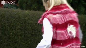 Clothed Food Fight Gets Out Of Control - Cam 1 Screencap 52 on sinx.preview.netperv.com