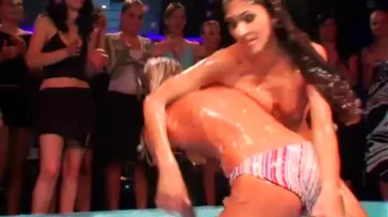 Gel Pit From Hell! Screencap 57 on sinx.preview.netperv.com