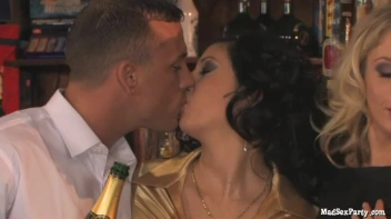 Grand Opening P1 Screencap 21 on sinx.preview.netperv.com