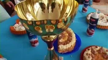 Messy Whipped Topping Bake Off! Screencap 1 on sinx.preview.netperv.com