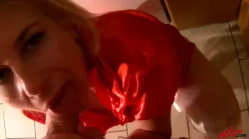 Shower Power In The Kitchen Screencap 31 on sinx.preview.netperv.com