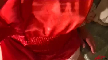 Shower Power In The Kitchen Screencap 50 on sinx.preview.netperv.com