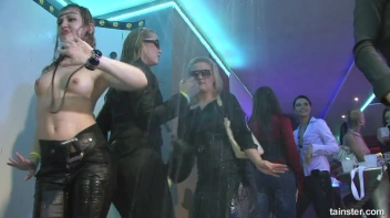 Gangsters Paradise Part 5 - Cam 4 Screencap 43 on sinx.preview.netperv.com