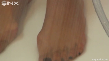 Stroking Her Kitty Clean In The Shower Screencap 8 on sinx.preview.netperv.com