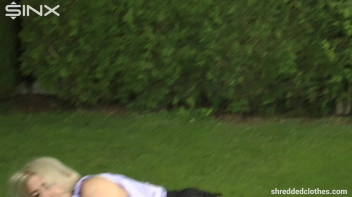 Catfighting And Clothes Shredding Brawl Screencap 39 on sinx.preview.netperv.com