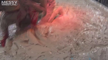 Muddy Wrestling: Raging Regina vs.The Cinnamon Buns Screencap 15 on sinx.preview.netperv.com