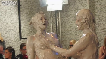 Muddy Wrestling: Raging Regina vs.The Cinnamon Buns Screencap 77 on sinx.preview.netperv.com