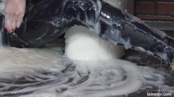 Sexy Smoker Can Smoke On Spunk! Screencap 90 on sinx.preview.netperv.com