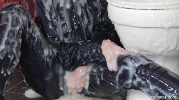 Sexy Smoker Can Smoke On Spunk! Screencap 83 on sinx.preview.netperv.com