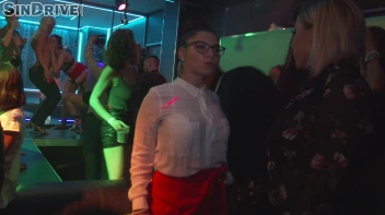 Double Team Divas Rock That Club Cock!  Party Sluts Live It Up! Screencap 5 on sinx.preview.netperv.com