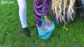 Wet & Messy Car Washing For Playful Blonde Screencap 1 on sinx.preview.netperv.com