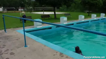 Eurobabes Only Waterpark Screencap 52 on sinx.preview.netperv.com