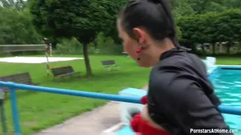 Eurobabes Only Waterpark Screencap 72 on sinx.preview.netperv.com