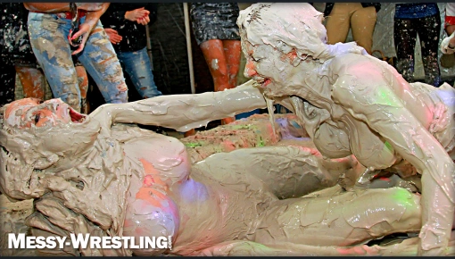 Top scene - Messy Wrestling: Tattooed Beauty, Ripped Clothes & Lots Of Mud Covered Booby & Booty!