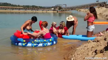 Proudly Public Wetlook Fucking Part 1 Screencap 32 on sinx.preview.netperv.com