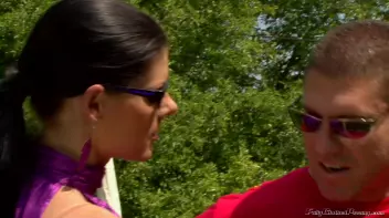 Last Hostel On The Right Screencap 7 on sinx.preview.netperv.com