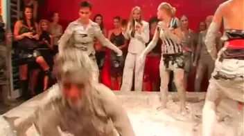 Amazingly Sloppy Messy Smackdown Screencap 50 on sinx.preview.netperv.com