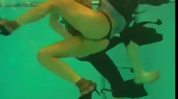 Wet Kitties Screencap 84 on sinx.preview.netperv.com