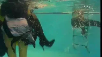 Wet Kitties Screencap 46 on sinx.preview.netperv.com