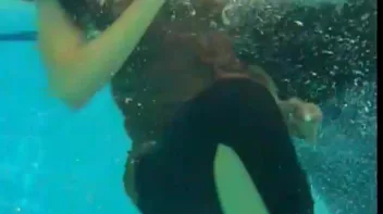 Wet Kitties Screencap 53 on sinx.preview.netperv.com