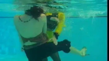 Wet Kitties Screencap 61 on sinx.preview.netperv.com