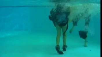 Wet Kitties Screencap 76 on sinx.preview.netperv.com