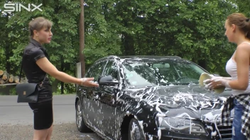 Catfight At The Carwash Screencap 23 on sinx.preview.netperv.com