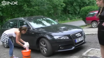 Catfight At The Carwash Screencap 4 on sinx.preview.netperv.com