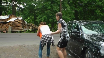 Catfight At The Carwash Screencap 44 on sinx.preview.netperv.com