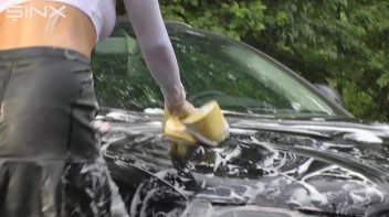 Catfight At The Carwash Screencap 73 on sinx.preview.netperv.com