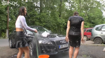 Catfight At The Carwash Screencap 78 on sinx.preview.netperv.com