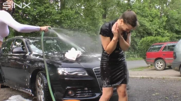 Catfight At The Carwash Screencap 80 on sinx.preview.netperv.com